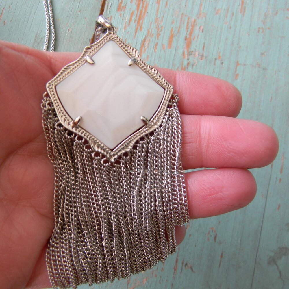 NWT KENDRA SCOTT KINGSTON SILVER/MOTHER OF PEARL LONG PENDANT FRINGE NECKLACE - Picture 5 of 5